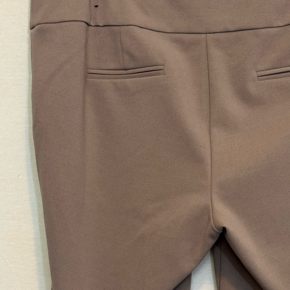 B-208 SoHo Tan Elastic Waist Pull On Cropped Pants Size XL - Picture 9 of 13